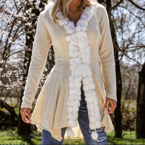 Handmade Fur Detailed Cardigan‎ - Picture 1 of 12